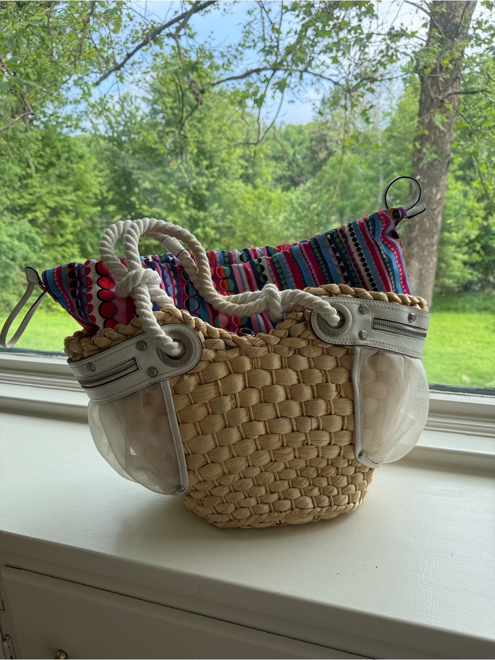 Vintage  Francesco Biasia Natural Tote w/ White Rope Handles & Multicolor Liner
